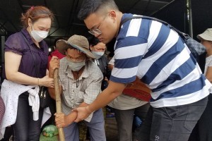 Đoàn thiện nguyện An Nhiên kết nối yêu thương đến Hội Người mù thị xã Ninh Hòa (Khánh Hòa)