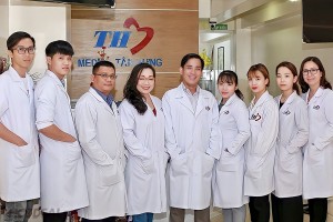 ​ Y-Bác sỹ bệnh viện Đại học Y dược thành phố Hồ Chí Minh
