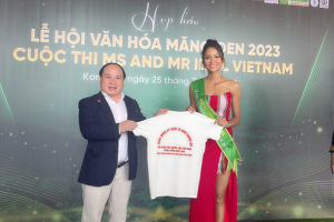 Hành trình xuyên Việt vì sức khỏe cộng đồng