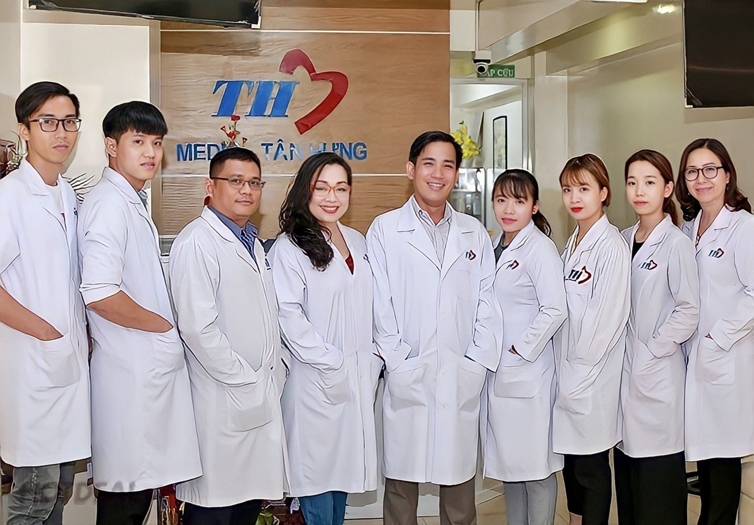 ​ Y-Bác sỹ bệnh viện Đại học Y dược thành phố Hồ Chí Minh